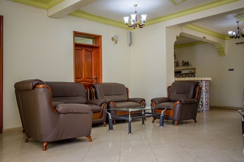 Heras Country Resort Kabale Екстериор снимка