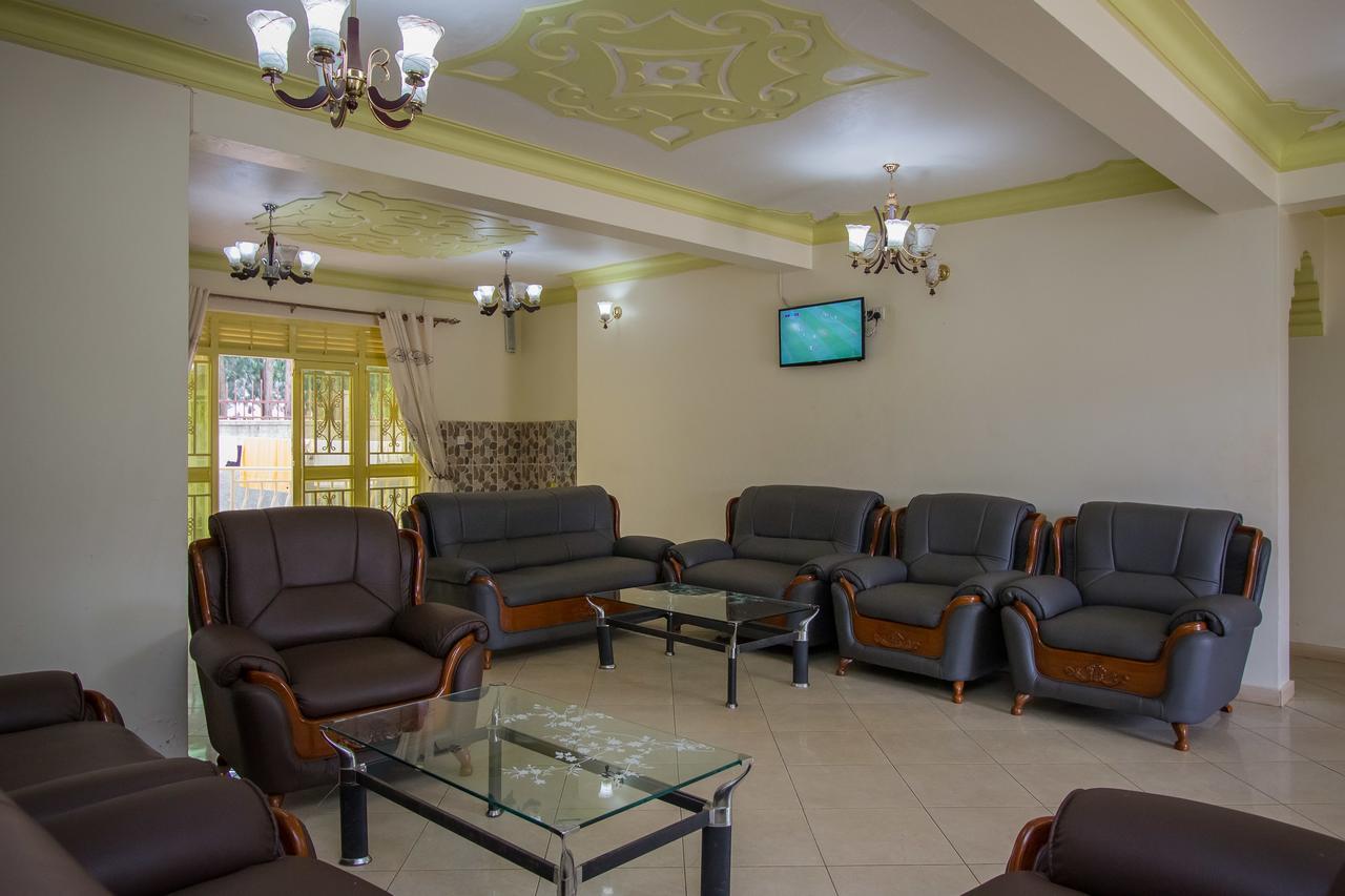 Heras Country Resort Kabale Екстериор снимка