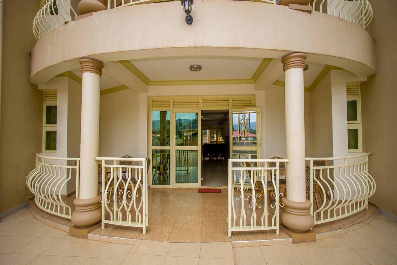 Heras Country Resort Kabale Екстериор снимка